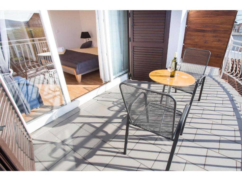 Lanterna Rooms Туран Екстериор снимка