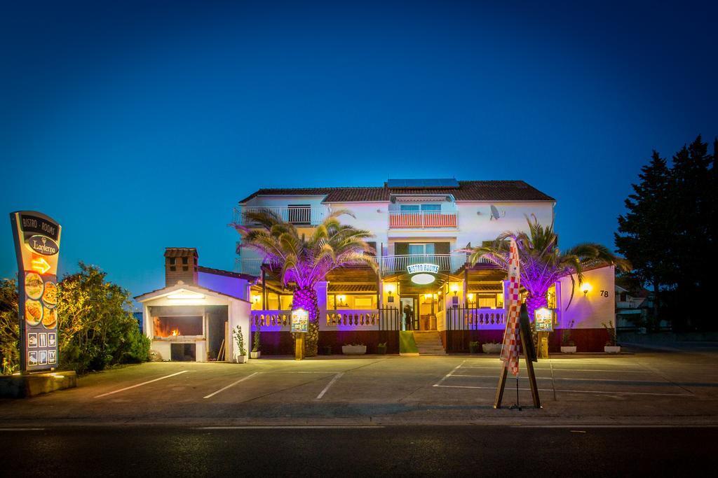 Lanterna Rooms Туран Екстериор снимка