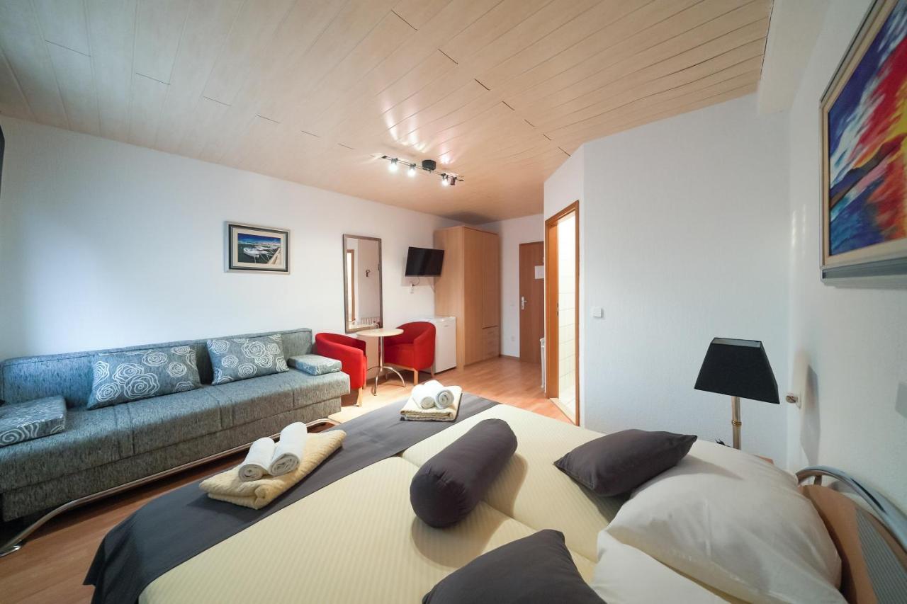 Lanterna Rooms Туран Екстериор снимка