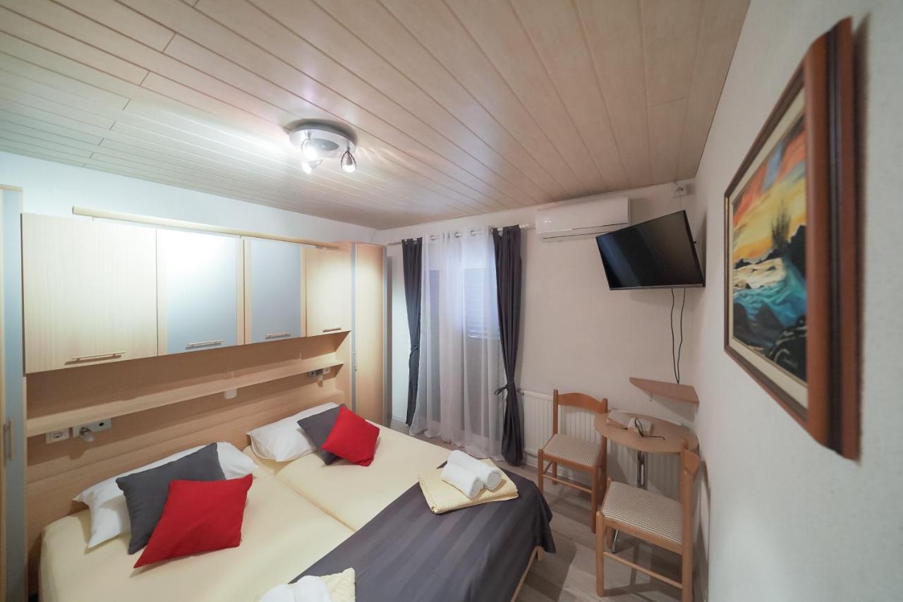 Lanterna Rooms Туран Екстериор снимка