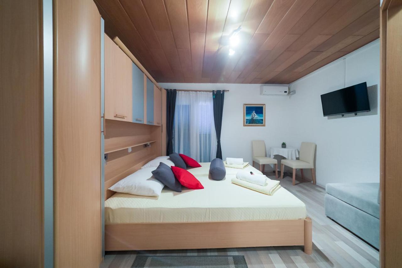 Lanterna Rooms Туран Екстериор снимка